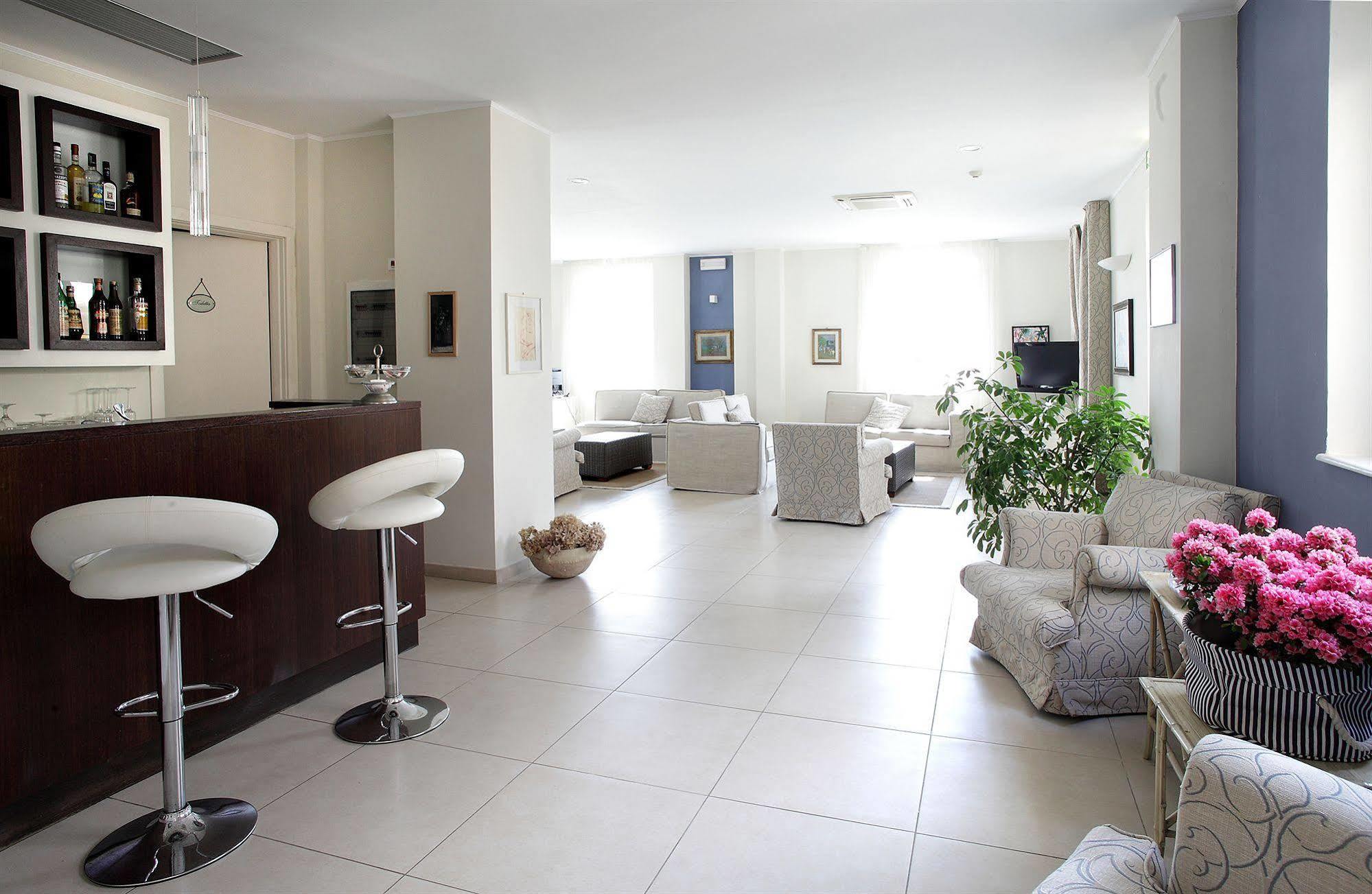 Arianna Hotel Marina di Pietrasanta Luaran gambar